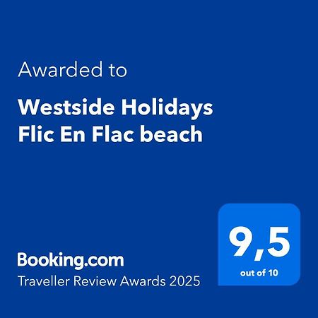 Westside Holidays Flic En Flac Beach Exteriör bild