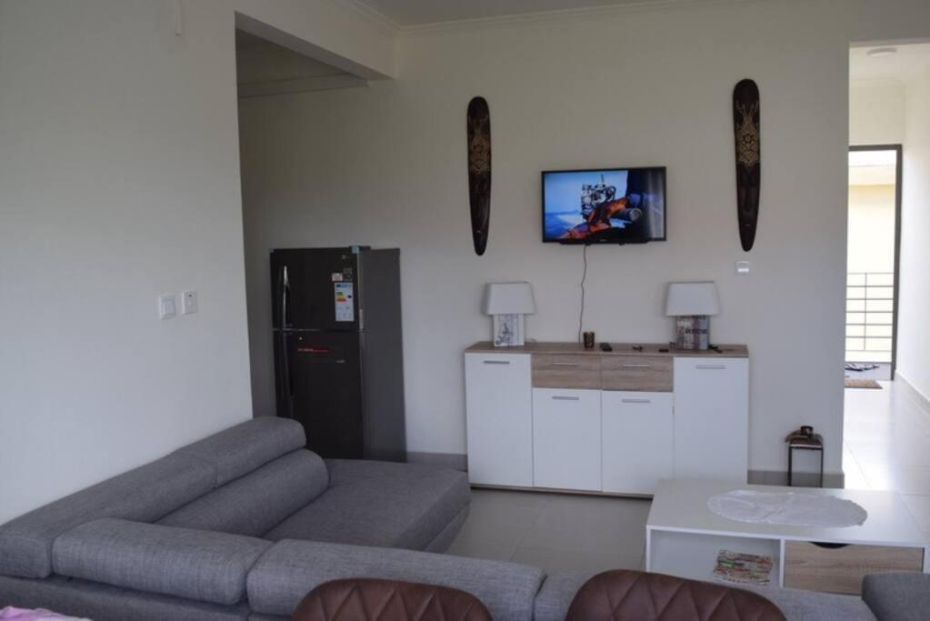 Westside Holidays Flic En Flac Beach Exteriör bild
